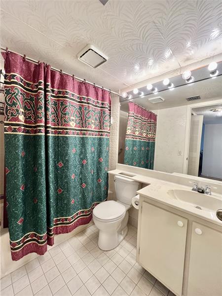 Image 28 of 29 For 9691 Belfort Cir  305