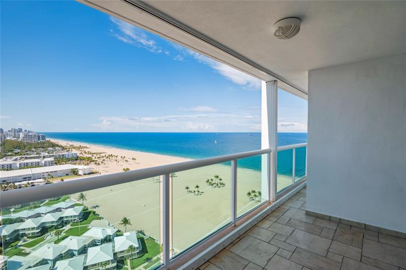 Image 18 of 46 For 2100 Ocean Ln  2207
