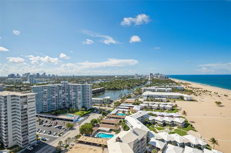 Image 20 of 46 For 2100 Ocean Ln  2207