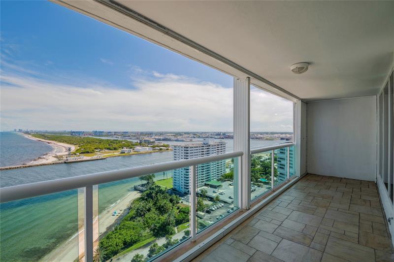 Image 21 of 46 For 2100 Ocean Ln  2207