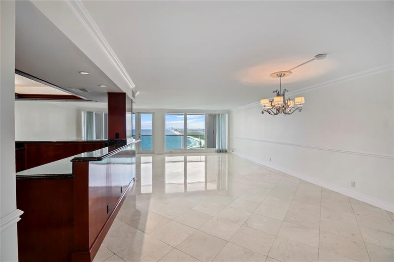 Image 5 of 46 For 2100 Ocean Ln  2207