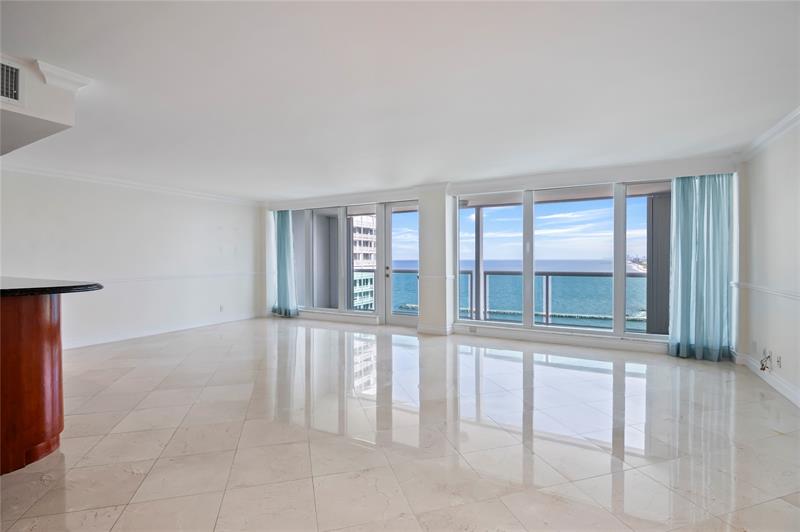 Image 8 of 46 For 2100 Ocean Ln  2207