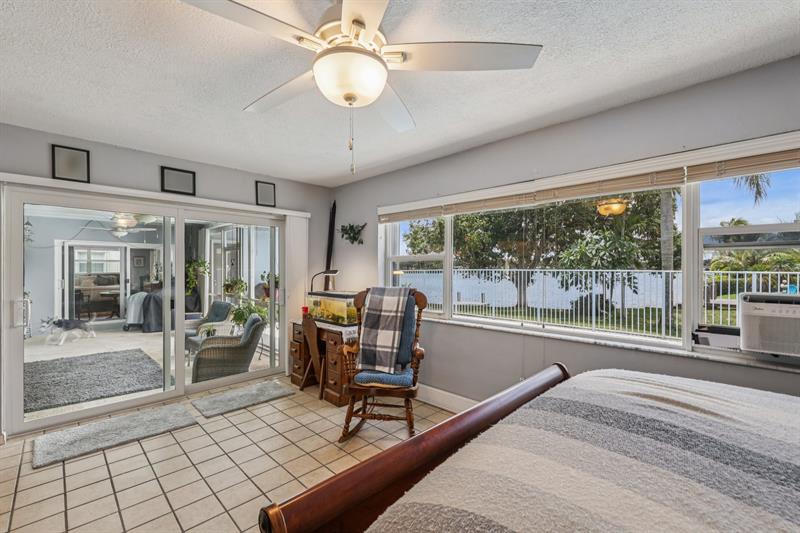 Image 22 of 28 For 11756 53rd Pl