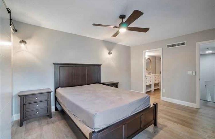 Image 12 of 27 For 825 Center St  26a