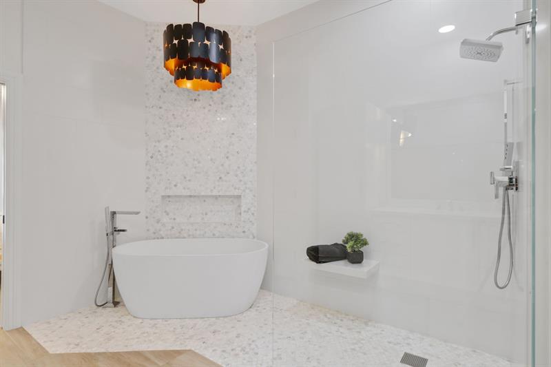Image 37 of 65 For 20693 26th Ave