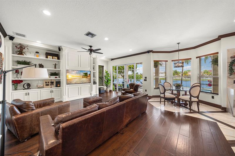 Image 20 of 97 For 5383 186th Way