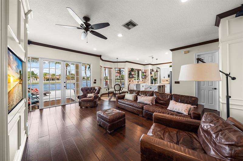 Image 3 of 97 For 5383 186th Way