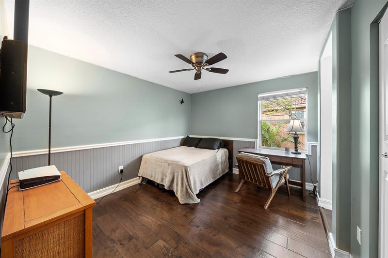 Image 49 of 97 For 5383 186th Way
