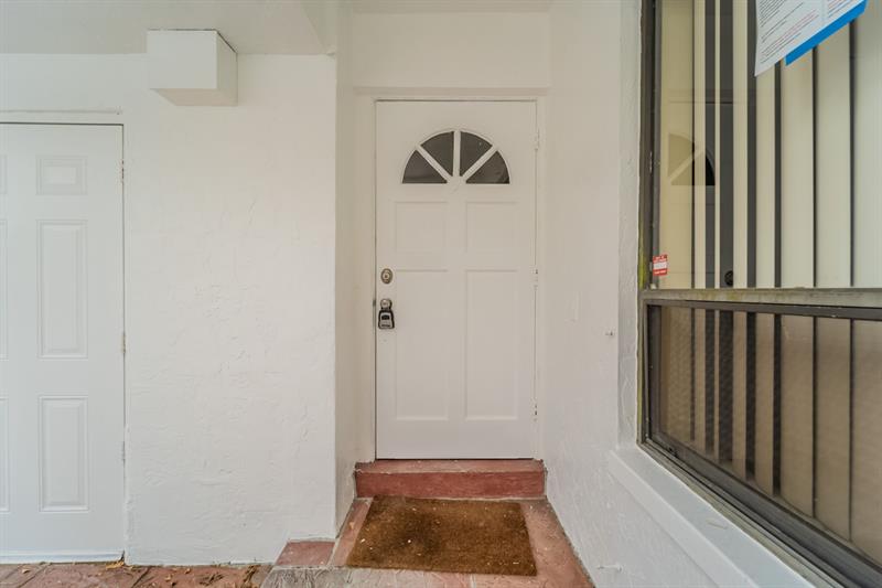 Image 4 of 41 For 2700 34th Ave  1