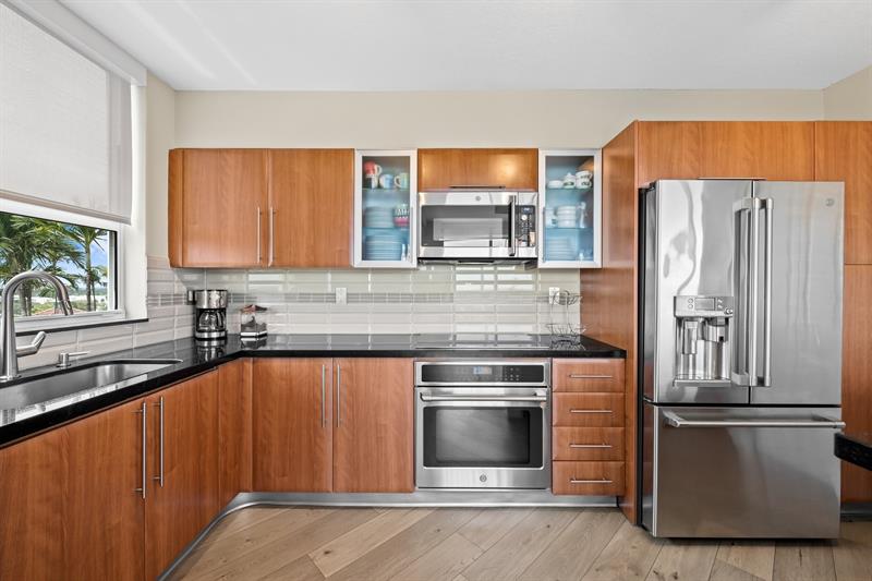 Image 8 of 40 For 600 Las Olas Blvd  902-s