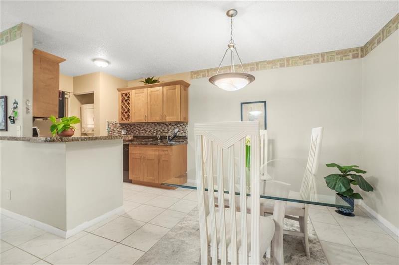 Image 13 of 36 For 632 Trace Cir  204