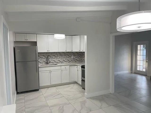 Image 5 of 14 For 2217 7th Ave  2