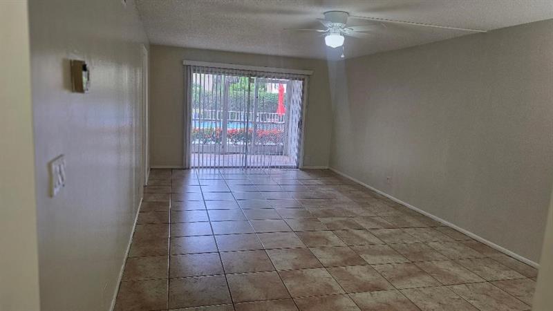 Image 7 of 20 For 8605 Sample Rd  103