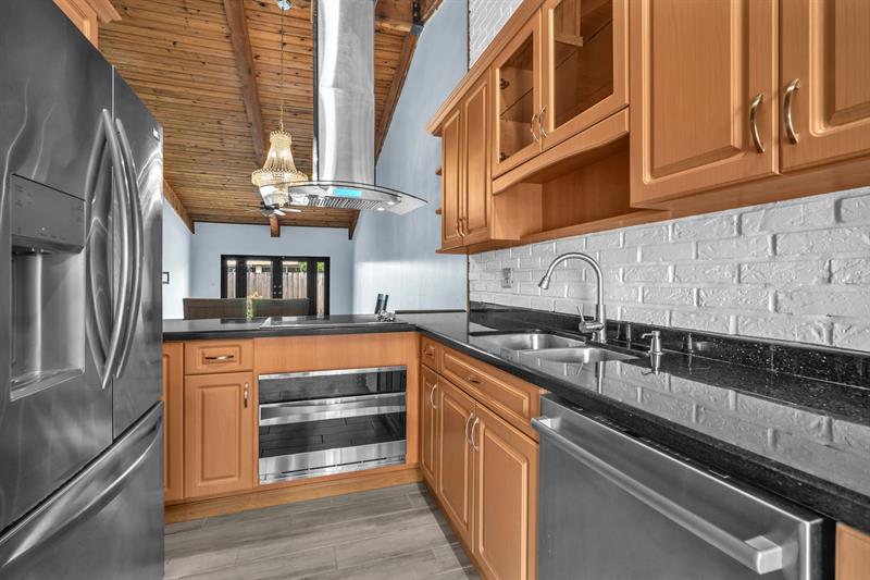 Image 11 of 52 For 2341 Walnut Ct  2341