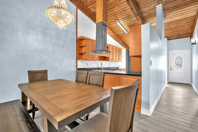Image 17 of 52 For 2341 Walnut Ct  2341