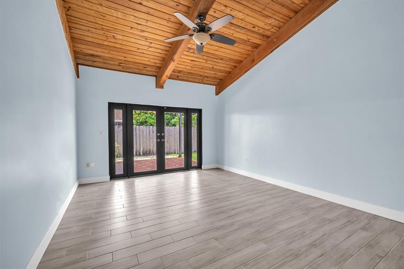 Image 19 of 52 For 2341 Walnut Ct  2341