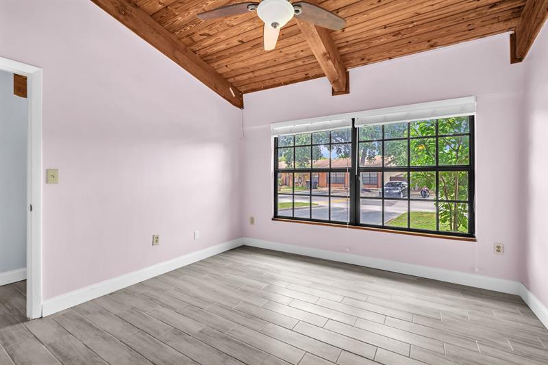 Image 26 of 52 For 2341 Walnut Ct  2341