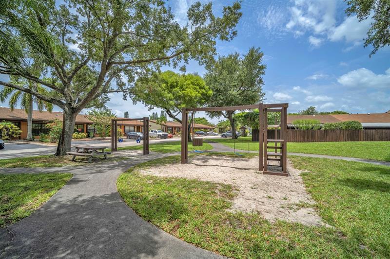 Image 37 of 52 For 2341 Walnut Ct  2341
