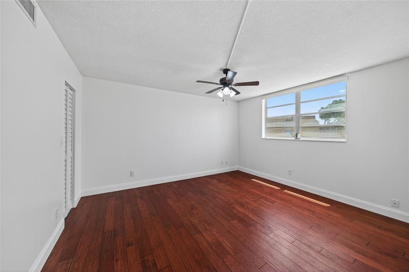 Image 14 of 33 For 6070 64th Ave  212