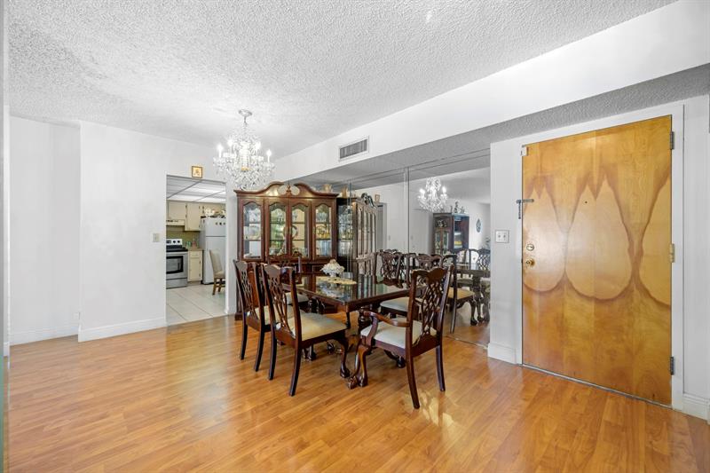 Image 11 of 45 For 1301 7th St  113