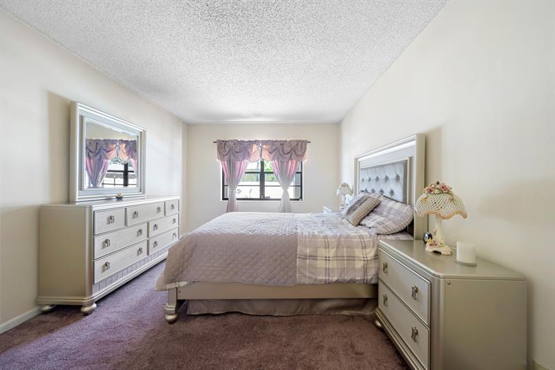 Image 14 of 45 For 1301 7th St  113