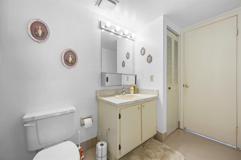 Image 17 of 45 For 1301 7th St  113