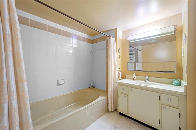 Image 21 of 45 For 1301 7th St  113