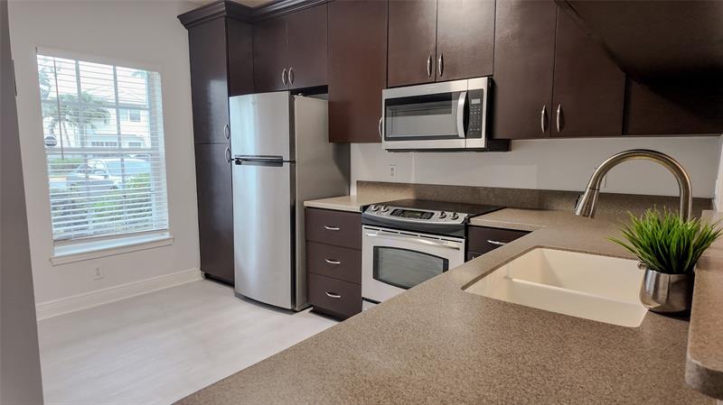 Details for 9967 56th Pl  9967, Coral Springs, FL 33076