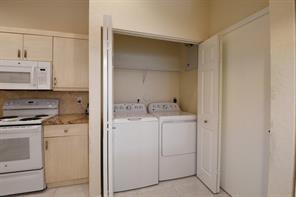 Image 11 of 13 For 15396 Rosaire Lane  155396