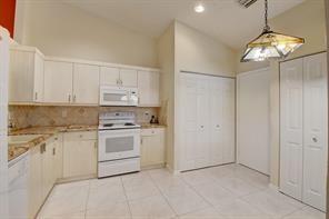 Image 9 of 13 For 15396 Rosaire Lane  155396