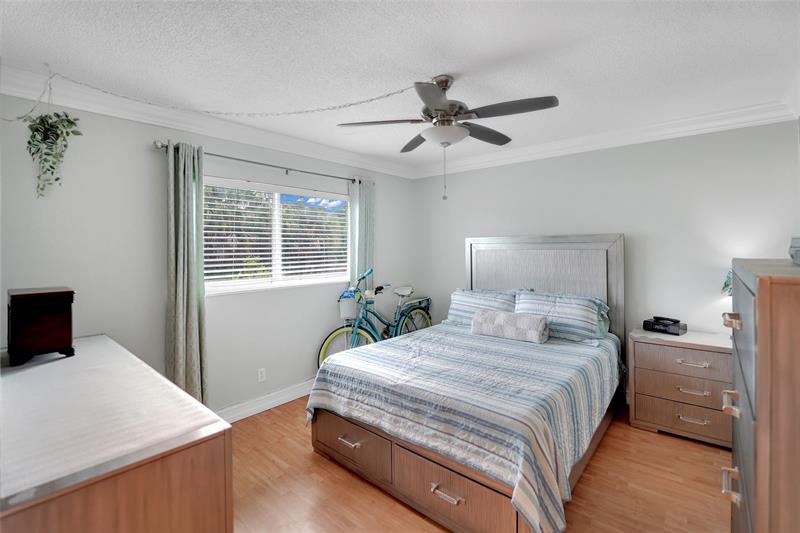 Image 18 of 32 For 1425 Arthur St  214b