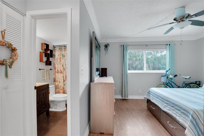 Image 20 of 32 For 1425 Arthur St  214b