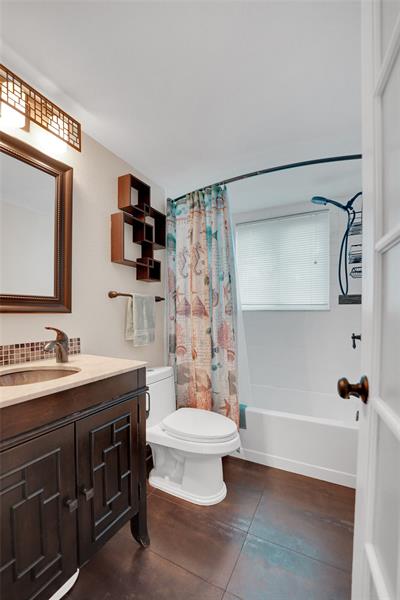 Image 22 of 32 For 1425 Arthur St  214b