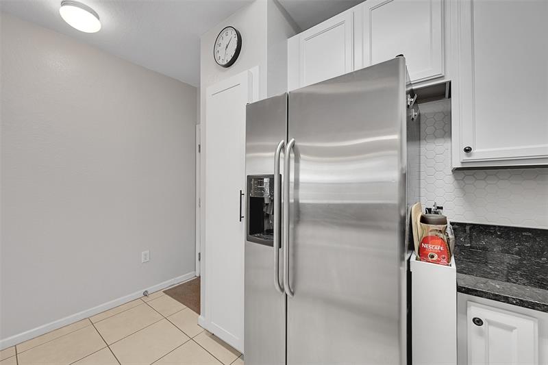 Image 17 of 70 For 4680 Mimosa Pl  802