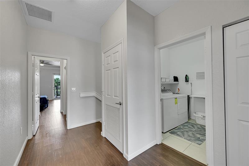 Image 20 of 70 For 4680 Mimosa Pl  802