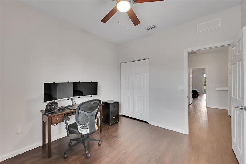 Image 36 of 70 For 4680 Mimosa Pl  802