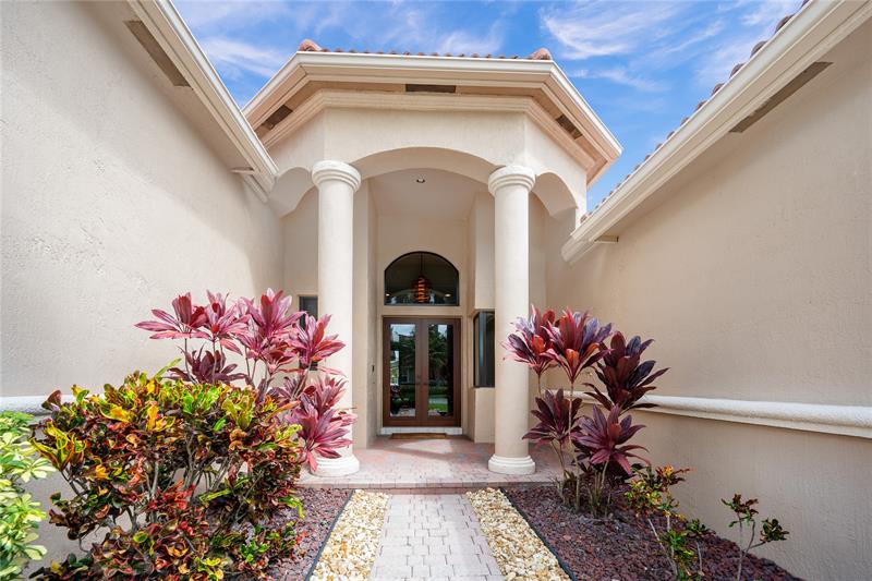 Image 4 of 39 For 12031 50th Dr