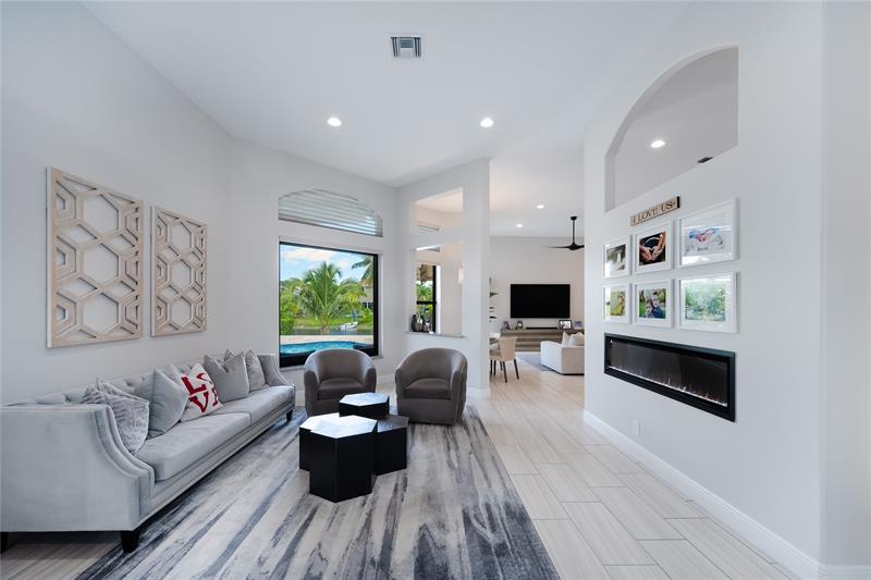 Image 9 of 39 For 12031 50th Dr