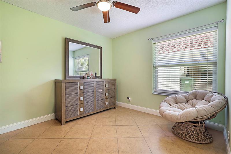 Image 23 of 51 For 18643 15th St