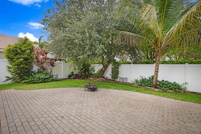Image 29 of 51 For 18643 15th St