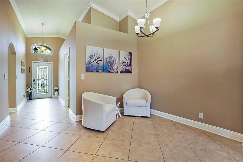 Image 3 of 51 For 18643 15th St