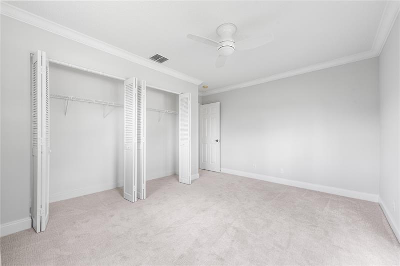 Image 26 of 46 For 2963 Orchard Cir