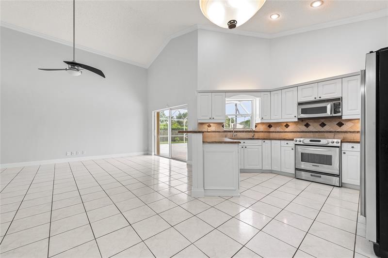 Image 8 of 46 For 2963 Orchard Cir