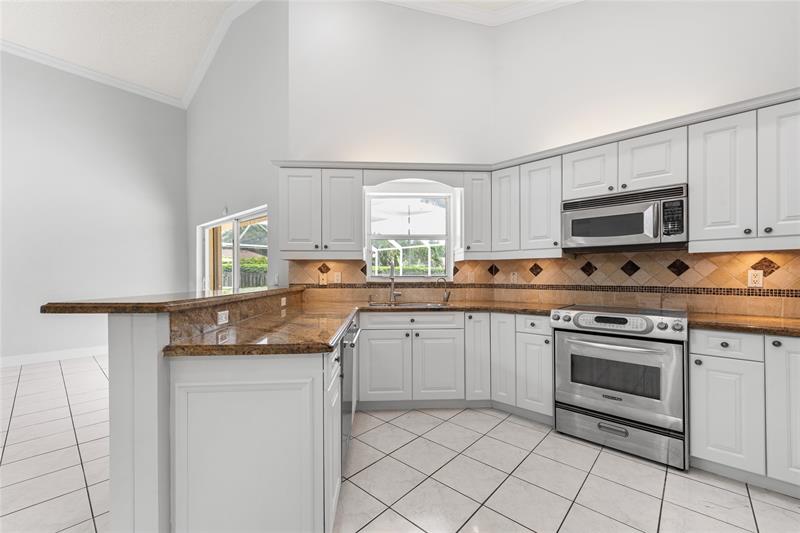 Image 9 of 46 For 2963 Orchard Cir