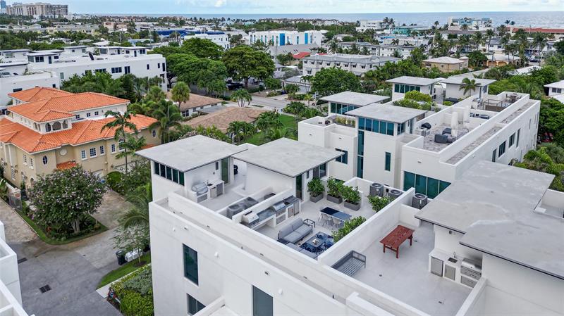 Image 20 of 34 For 244 Garden Ct  244