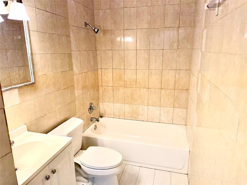 Image 8 of 11 For 20751 30th Ct