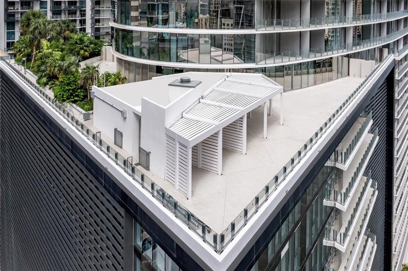 Image 16 of 19 For 300 Biscayne Blvd Way  1507