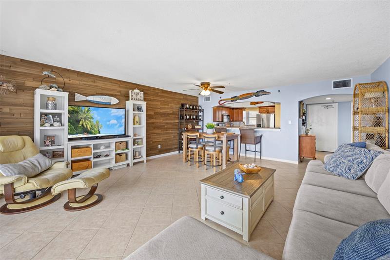 Image 14 of 58 For 801 Ocean Dr  801