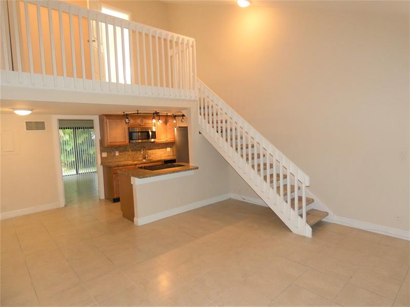 Details for 1455 Holly Heights Dr  9, Fort Lauderdale, FL 33304