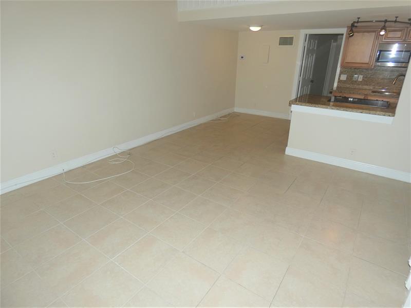 Image 9 of 24 For 1455 Holly Heights Dr  9